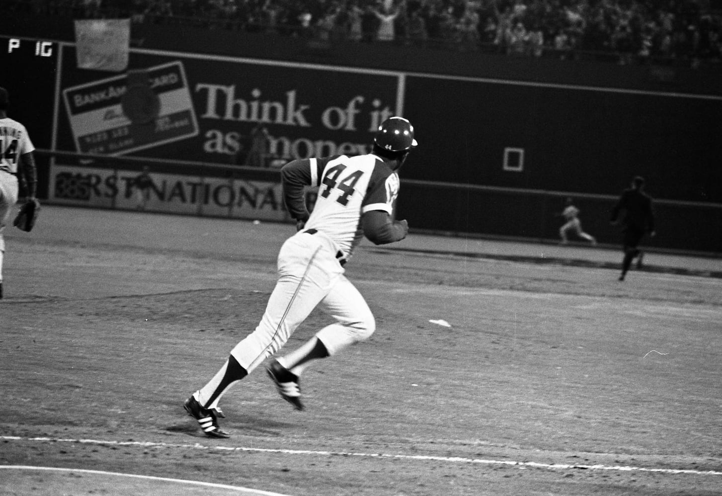 Hank Aaron's 715th homer