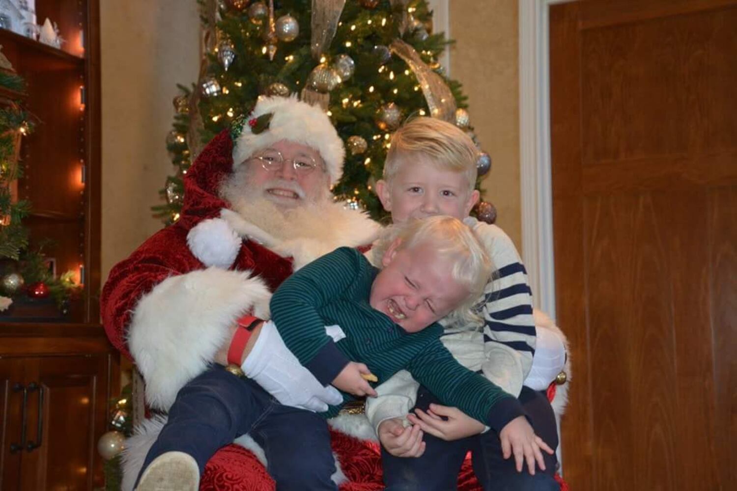 Awkward Holiday Photos 2015
