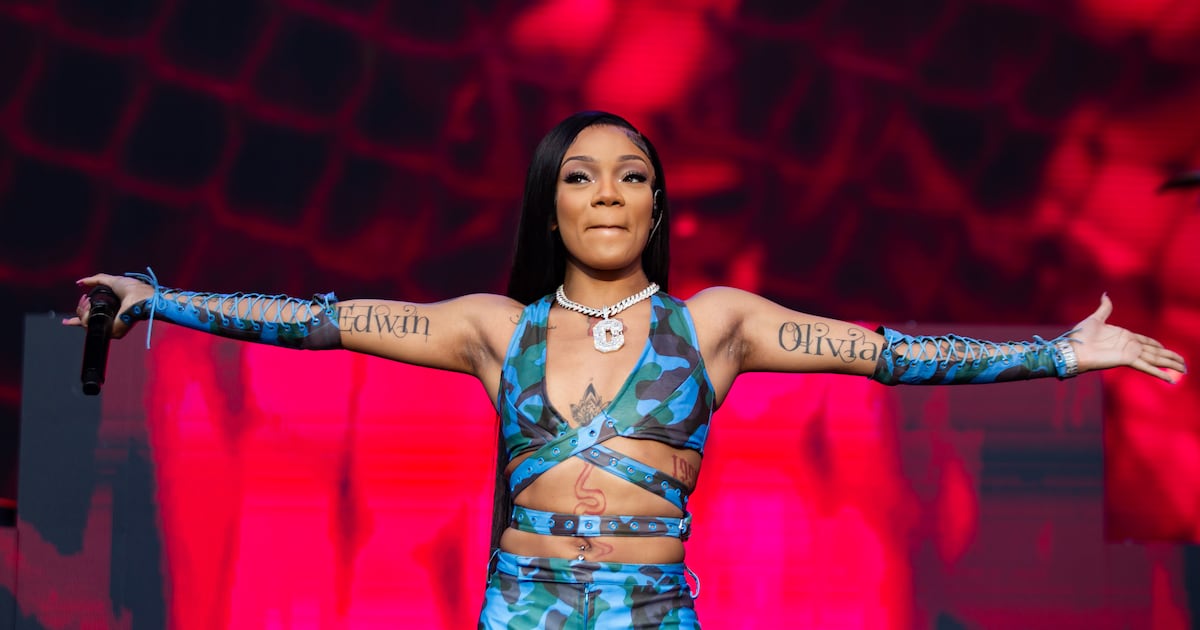 Rapper GloRilla wird nach Einbruch in ein Haus in Forsyth County wegen ...
