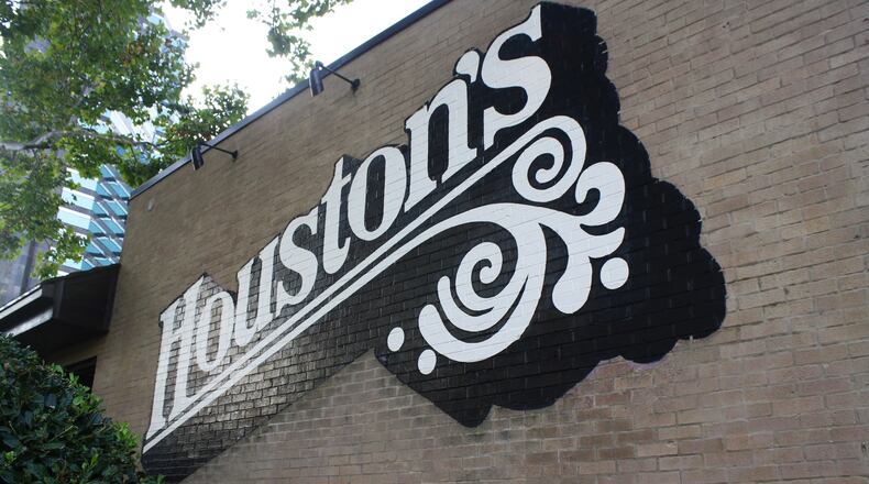Houston's on Lenox Road is set to close this month. / Photo from the Houston's Facebook Page