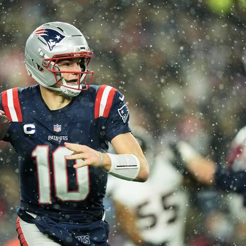 New England Patriots quarterback Drake Maye (10) passes against the Houston Texans during the second half of an NFL divisional playoff football game, Sunday, Jan. 18, 2026, in Foxborough, Mass. (AP Photo/Robert F. Bukaty)