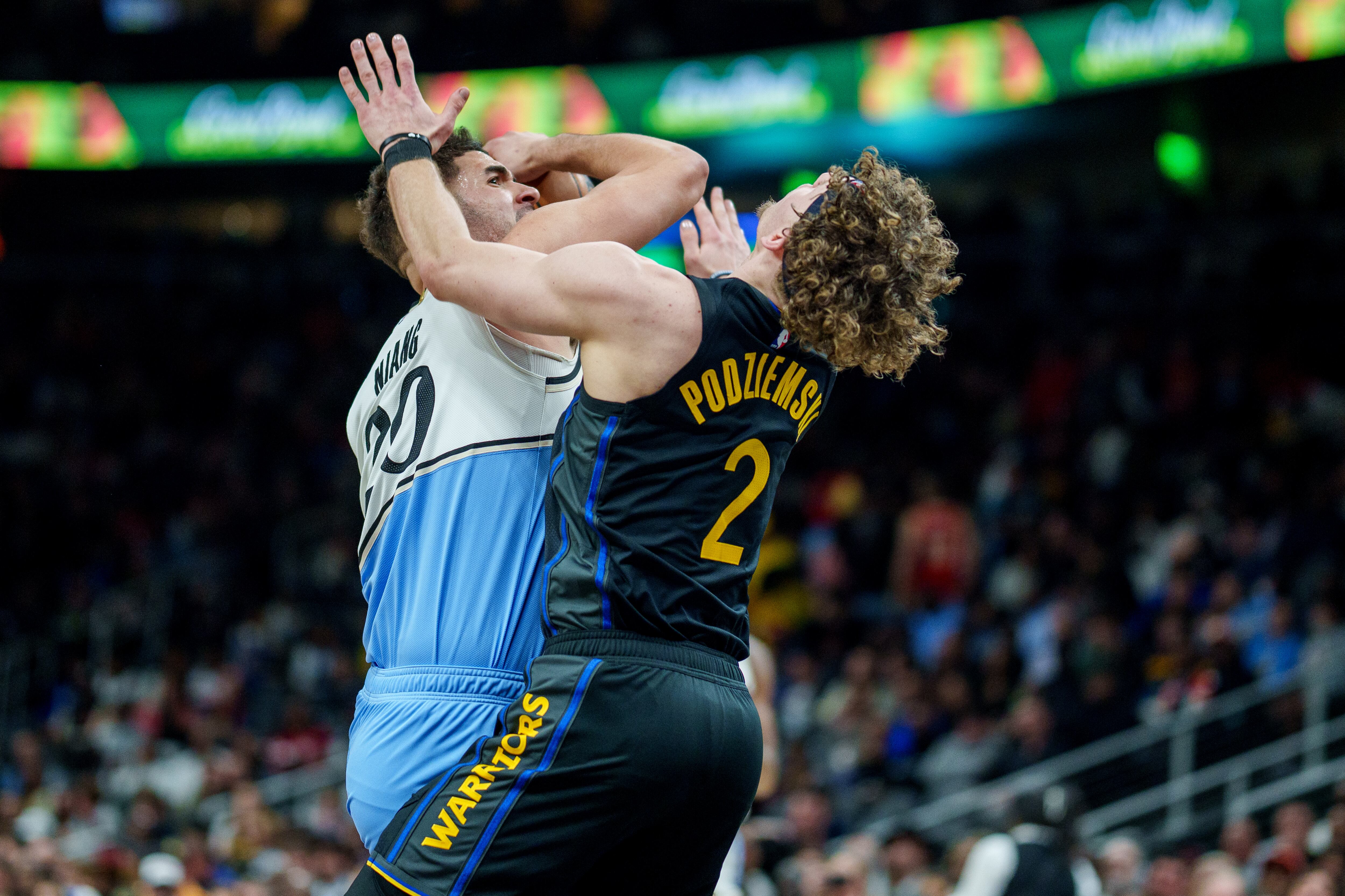 Georges Niang gives Hawks a lift in win over the Warriors