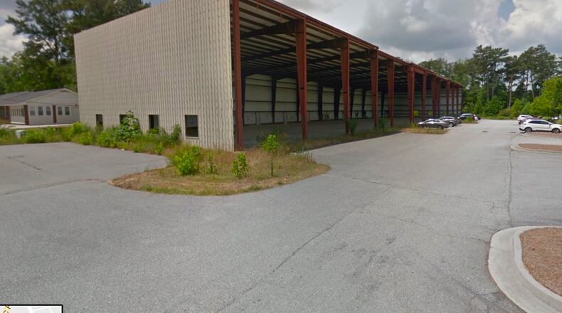 Snellville approves 72,000-square-foot self-storage facility to replace this vacant steel structure at 2387 Lenora Church Road. Courtesy Google Maps