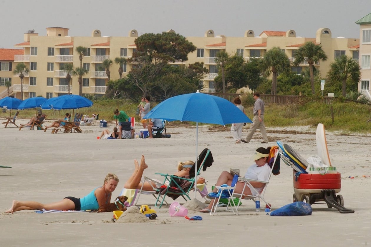 Columnist Lewis Grizzard wrote about the Swingin’ Medallions performing on the Georgia coast in 1993 during the Georgia-Florida football game weekend.