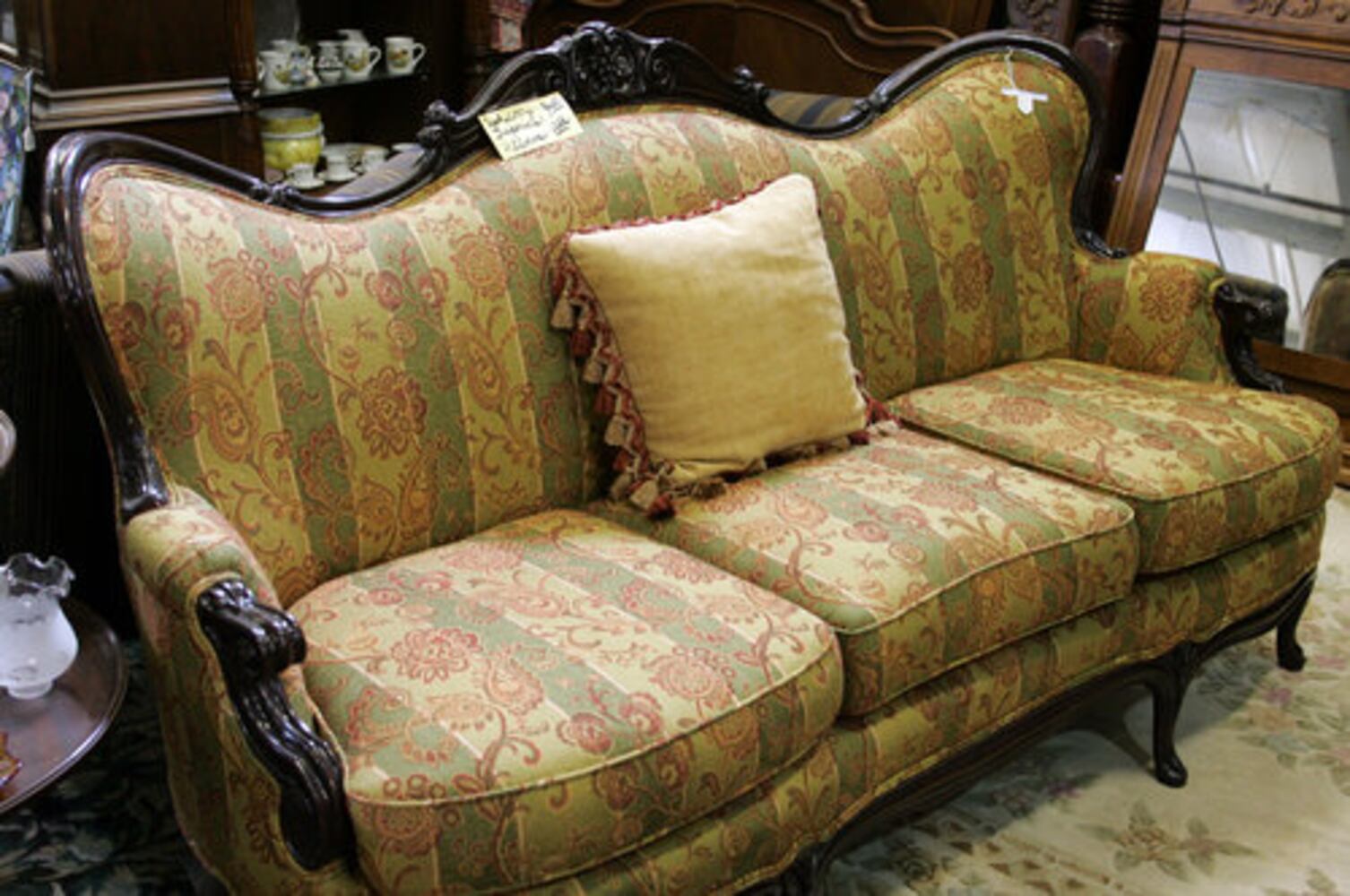 Lakewood Antiques Market is back!