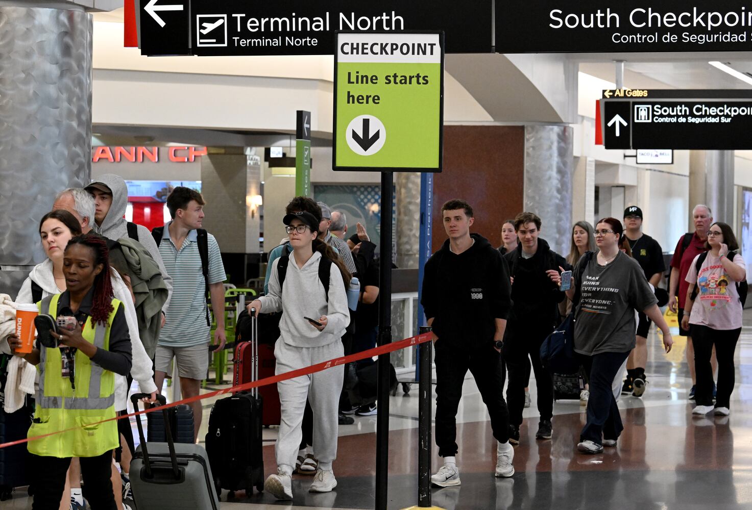 Saturday and weekend airport wait times