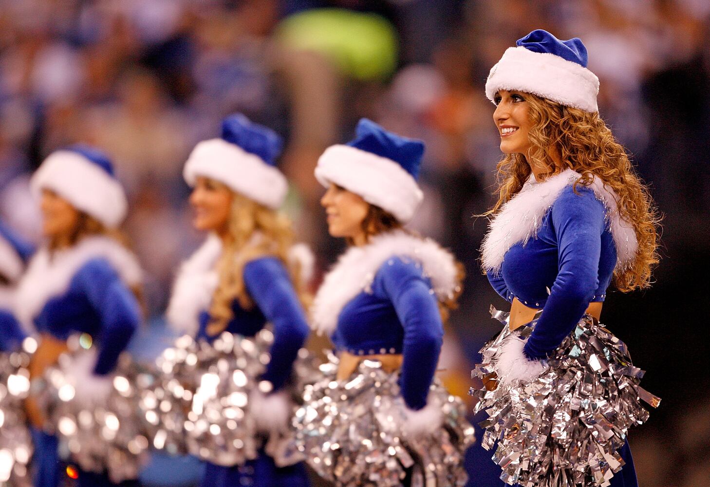Cheerleaders get in the holiday spirit