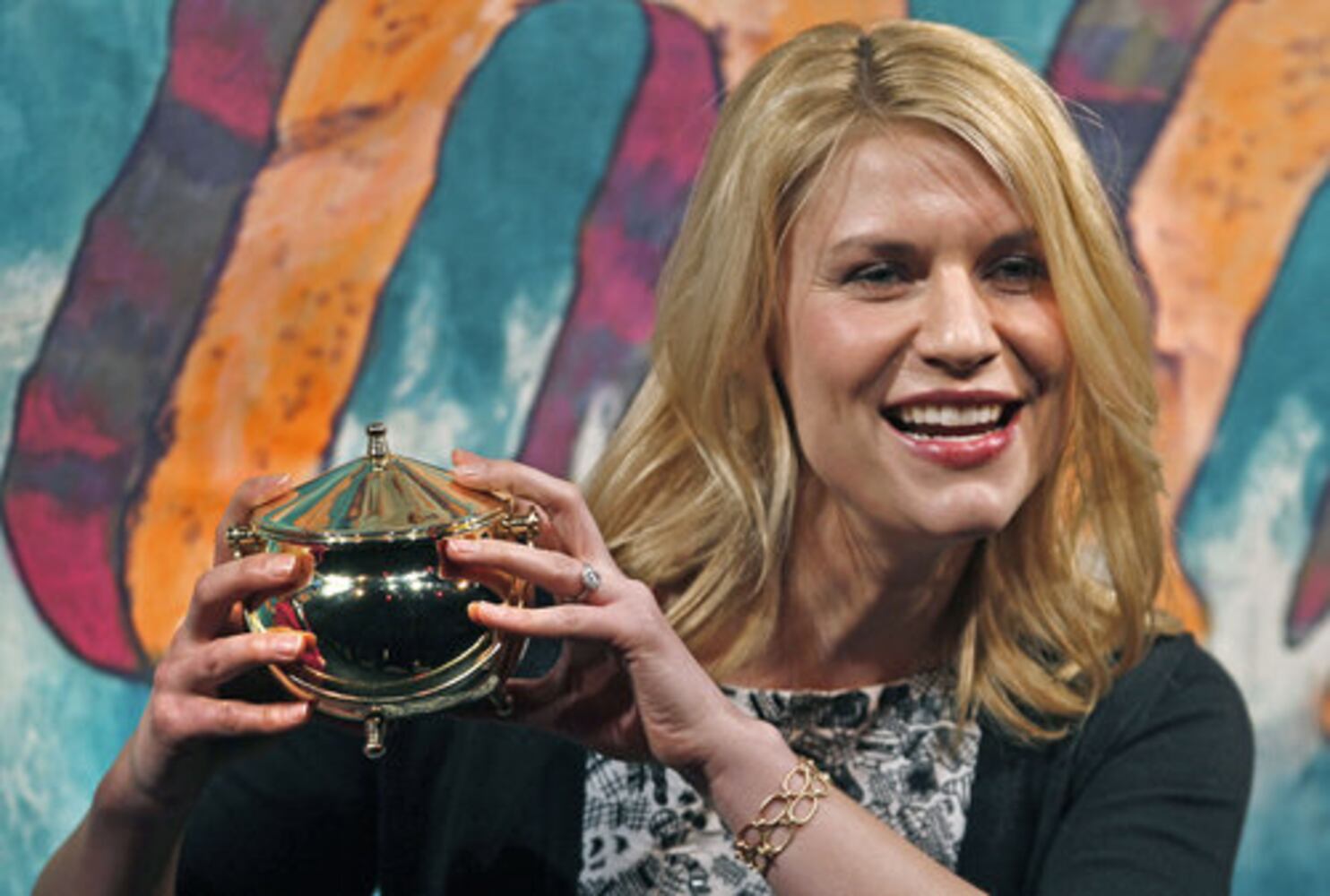 Hasty Pudding honors Claire Danes