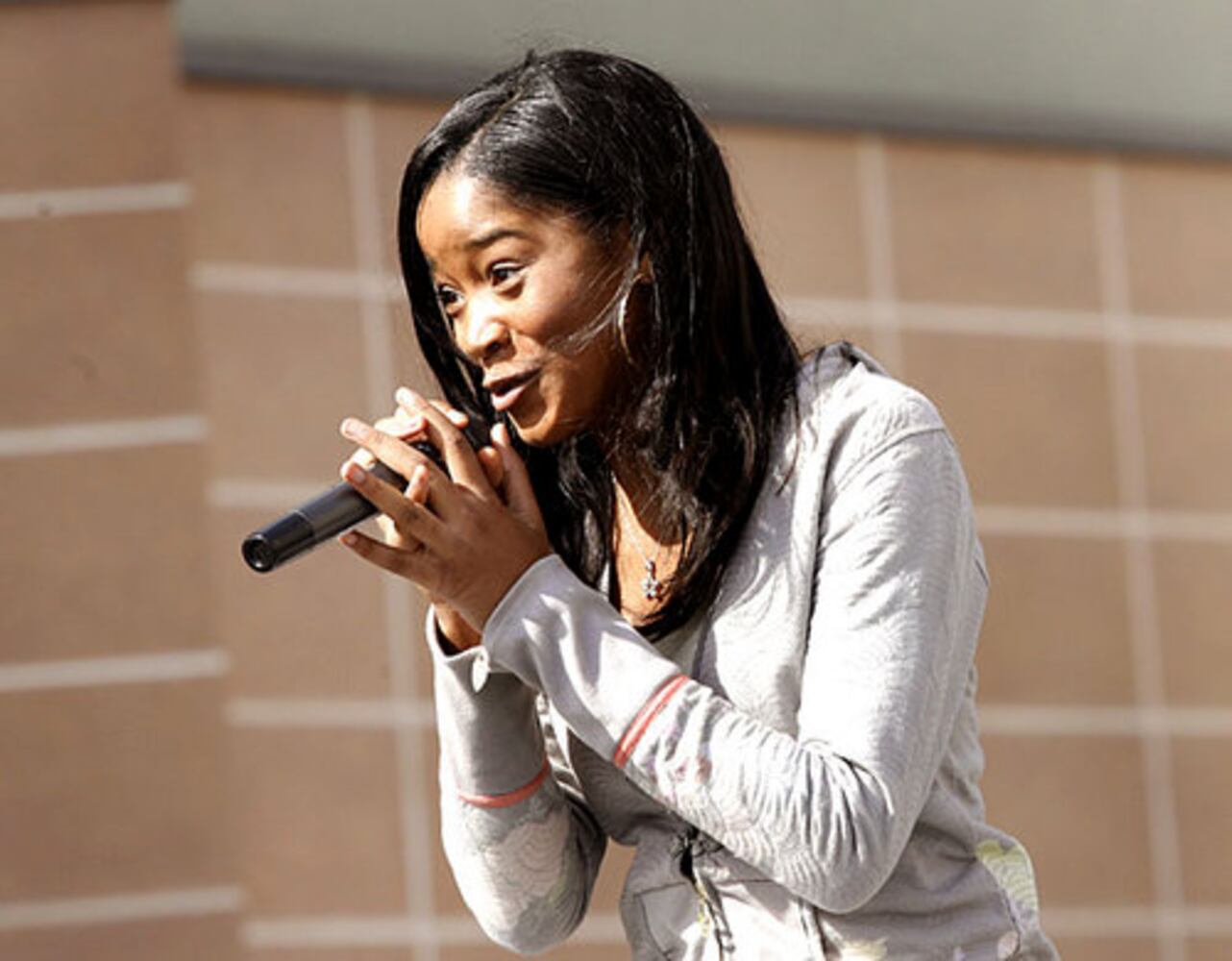 Keke Palmer sings at Stonecrest Mall