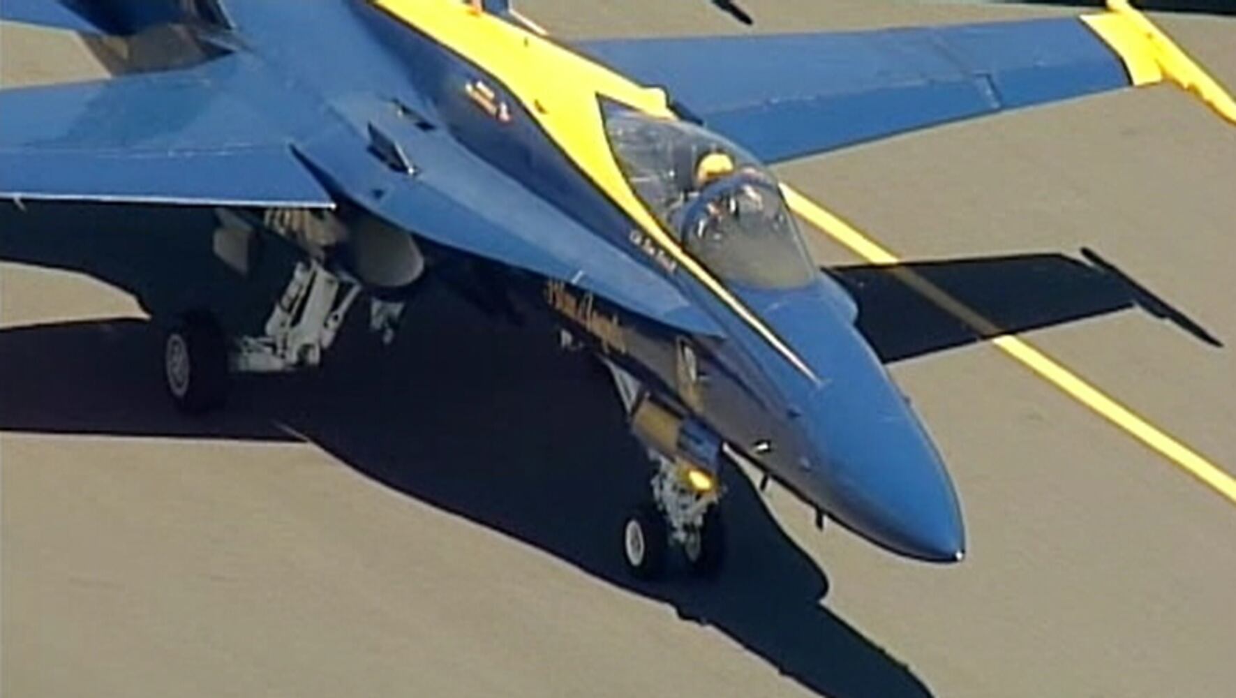 Blue Angels arrive in Seattle