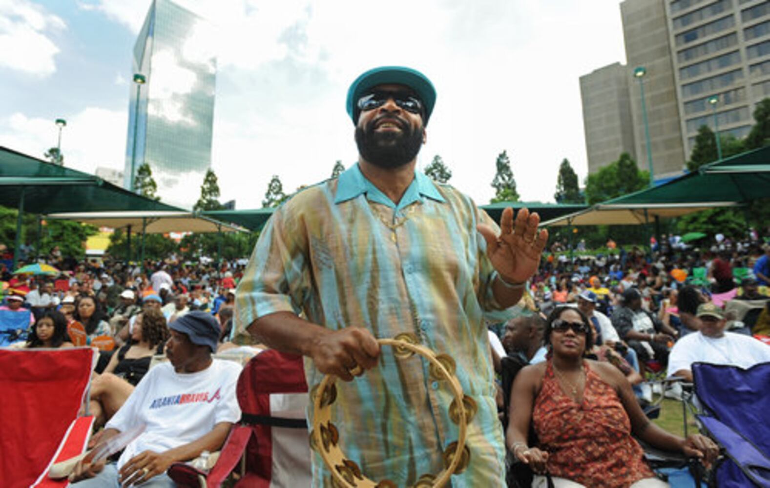 WindDown crowds pack Centennial Park