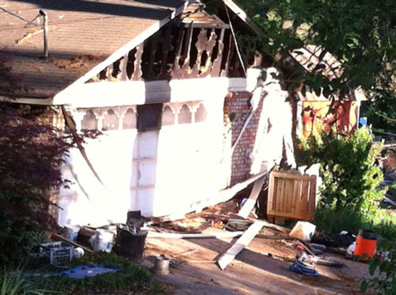 Explosion rocks home of Roswell 'Chicken Man'