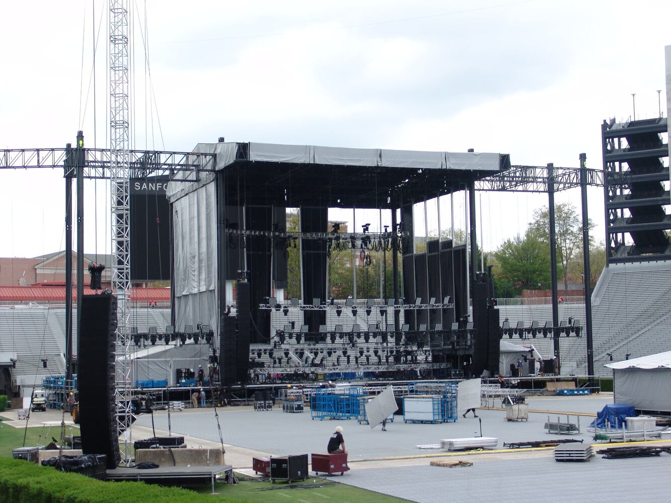 106.1 WNGC on Site for the Jason Aldean, Luke Bryan, Jake Owen, and Thomas Rhett Concert at Sanford Stadium