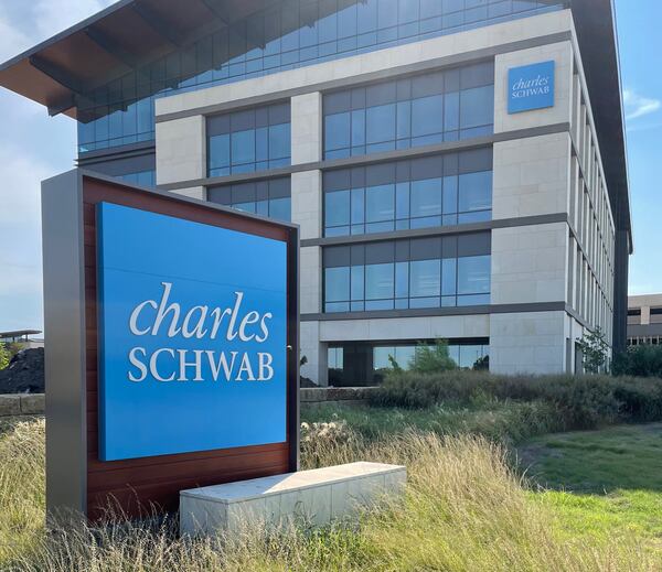 According to federal investigators, Arthur Lee Cofield Jr. called Charles Schwab pretending to be billionaire Sidney Kimmel, and opened a new checking account. Investigators say that Cofield used TextNow, an app that made it appear as if he was calling from a Los Angeles area code and was able to produce a photo of Kimmel’s driver’s license and a copy of his Los Angeles water bill. (Danny Robbins for The Atlanta Journal-Constitution)