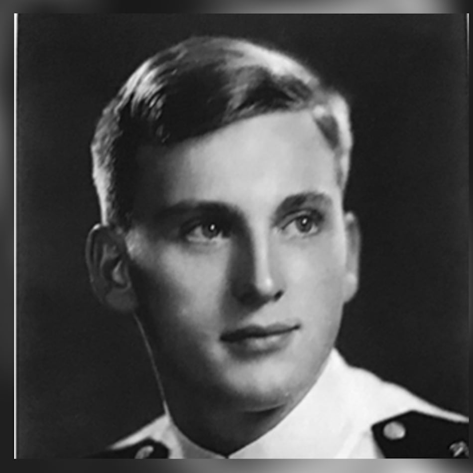 Franklyn Dailey served in the Navy in World War II. He later was a Navy aviator, then worked for several technology companies before striking out in his own business. He also wrote memoirs about his naval service and his early years.