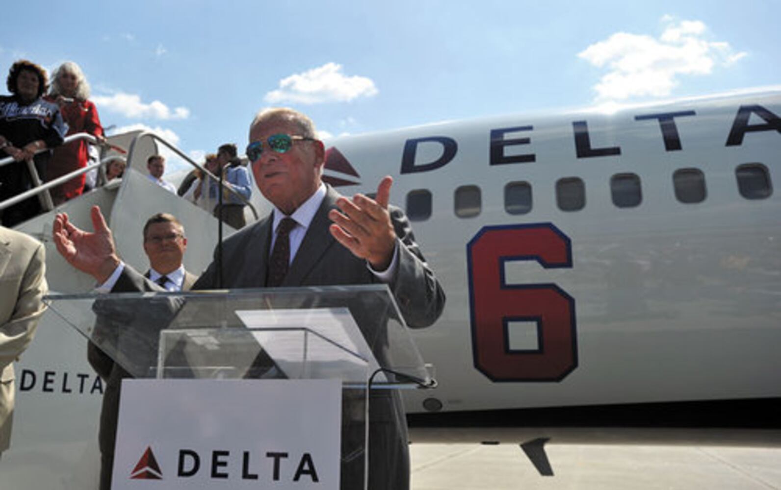 Bobby Cox gets his own plane, sort of