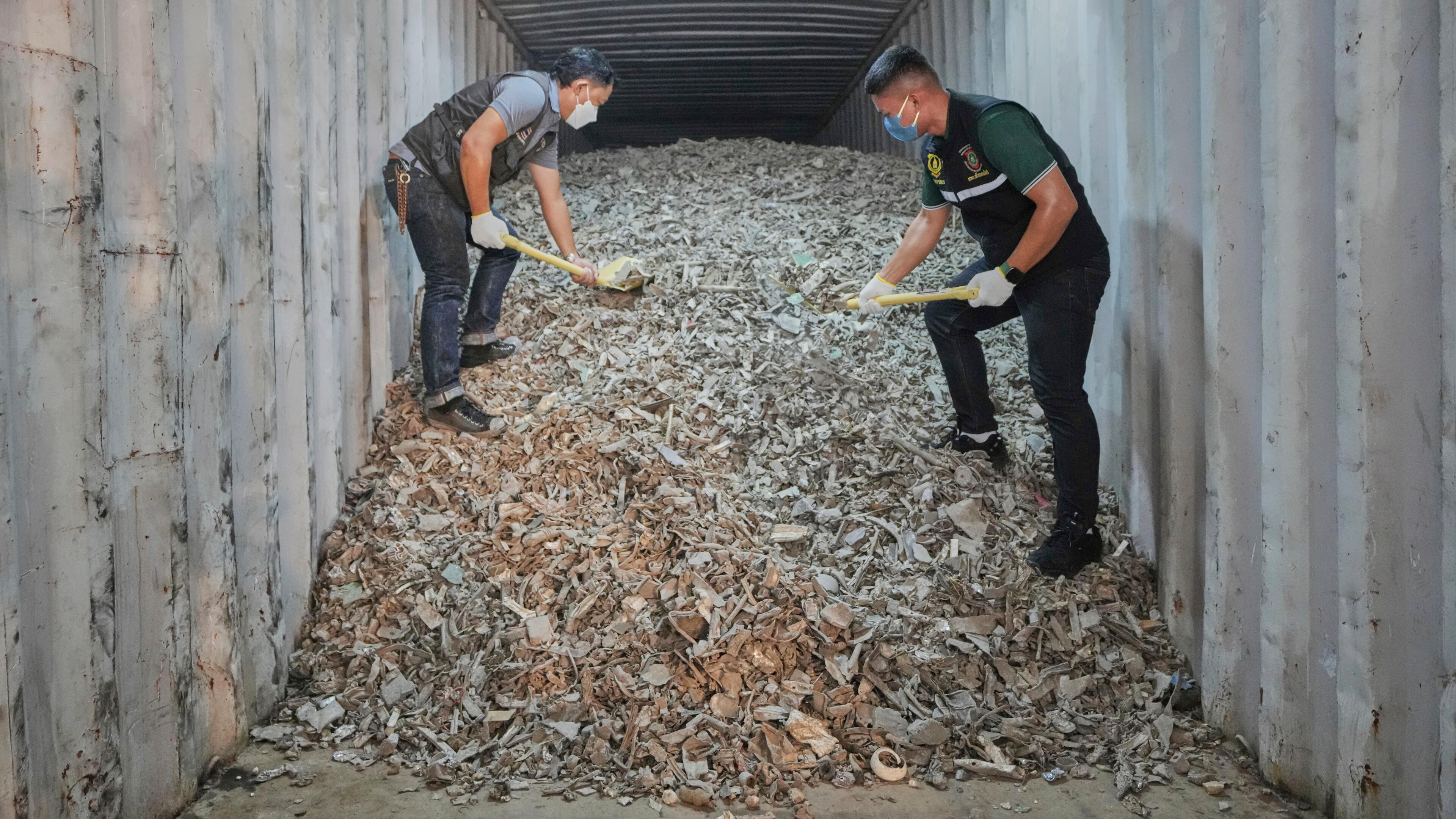 FILE - Thai officials show samples of illegally imported electronic waste from the United States which they said they seized at Bangkok Port during a press conference in Bangkok, Thailand, May 14, 2025. (AP Photo/Sakchai Lalit), File)
