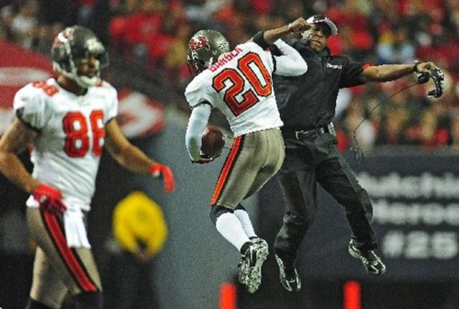 Falcons work overtime to beat Bucs