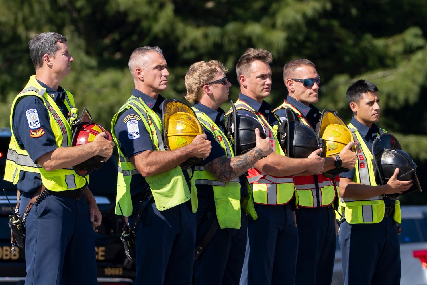 Fallen Dekalb County Firefighter Preston Fant arrives at West Cobb Funeral Home