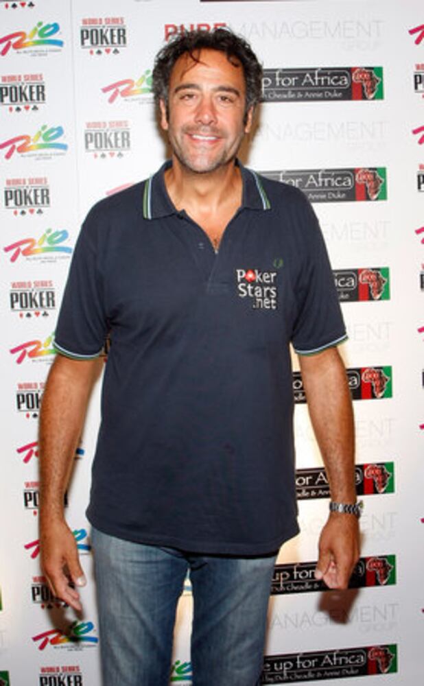 Stars play Texas Hold 'Em for Darfur charities