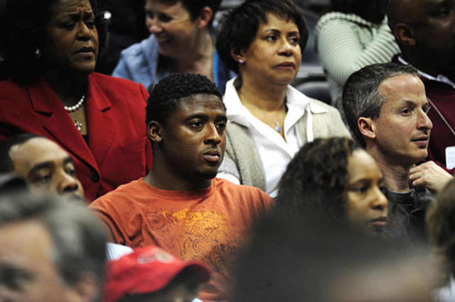 Which celebs will show up for Hawks big game?