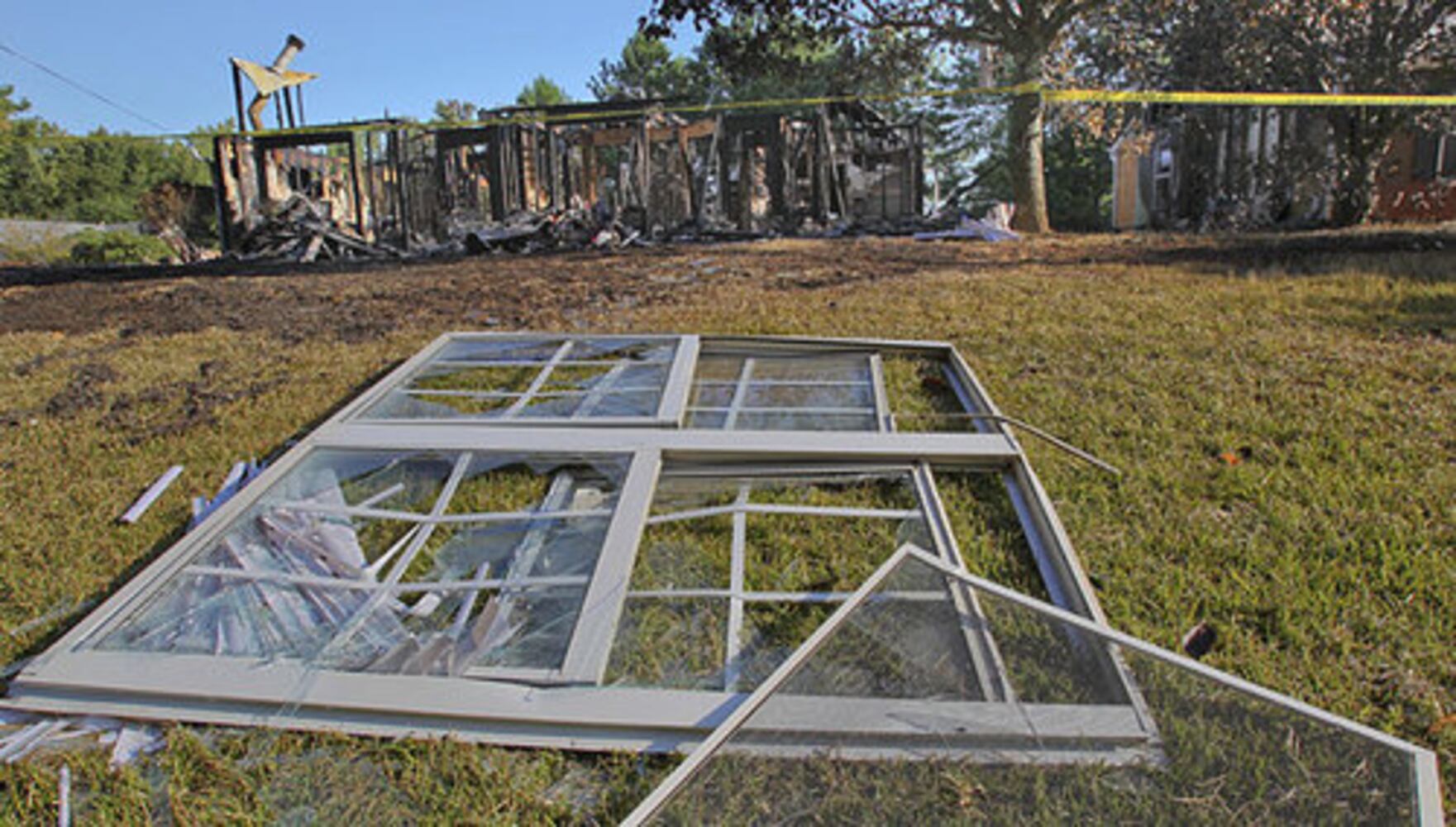 Fulton explosion kills 2