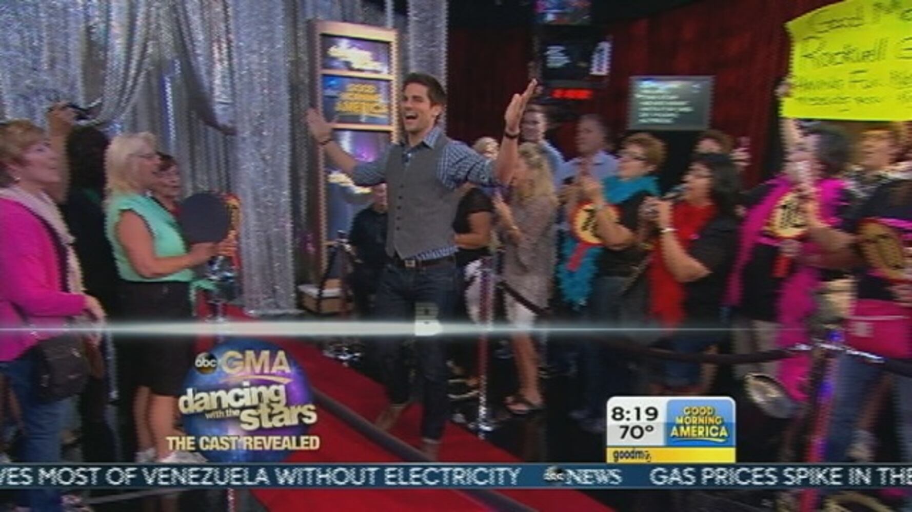 Dancing With The Stars 2013 cast