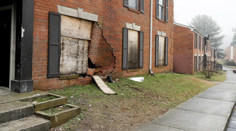 02/21/2019 — Austell, Georgia — Apartment buildings are boarded up at Parkview Apartments, located at 360 Riverside Parkway, in Austell, Thursday, February 21, 2019. (ALYSSA POINTER/ALYSSA.POINTER@AJC.COM)