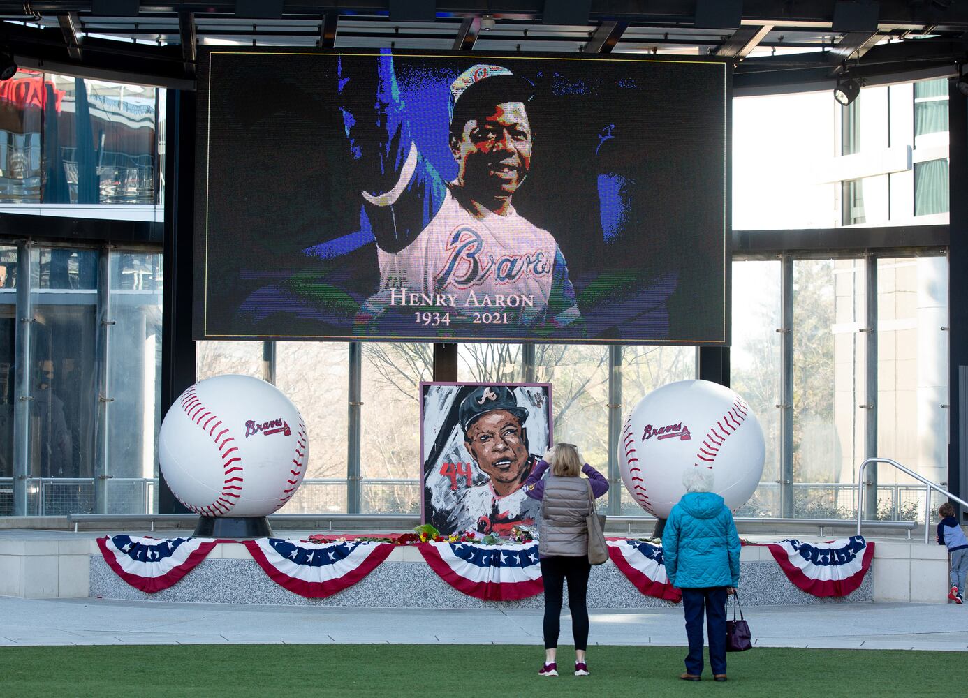 Henry Louis Aaron, nicknamed "Hammer" or "Hammerin' Hank",