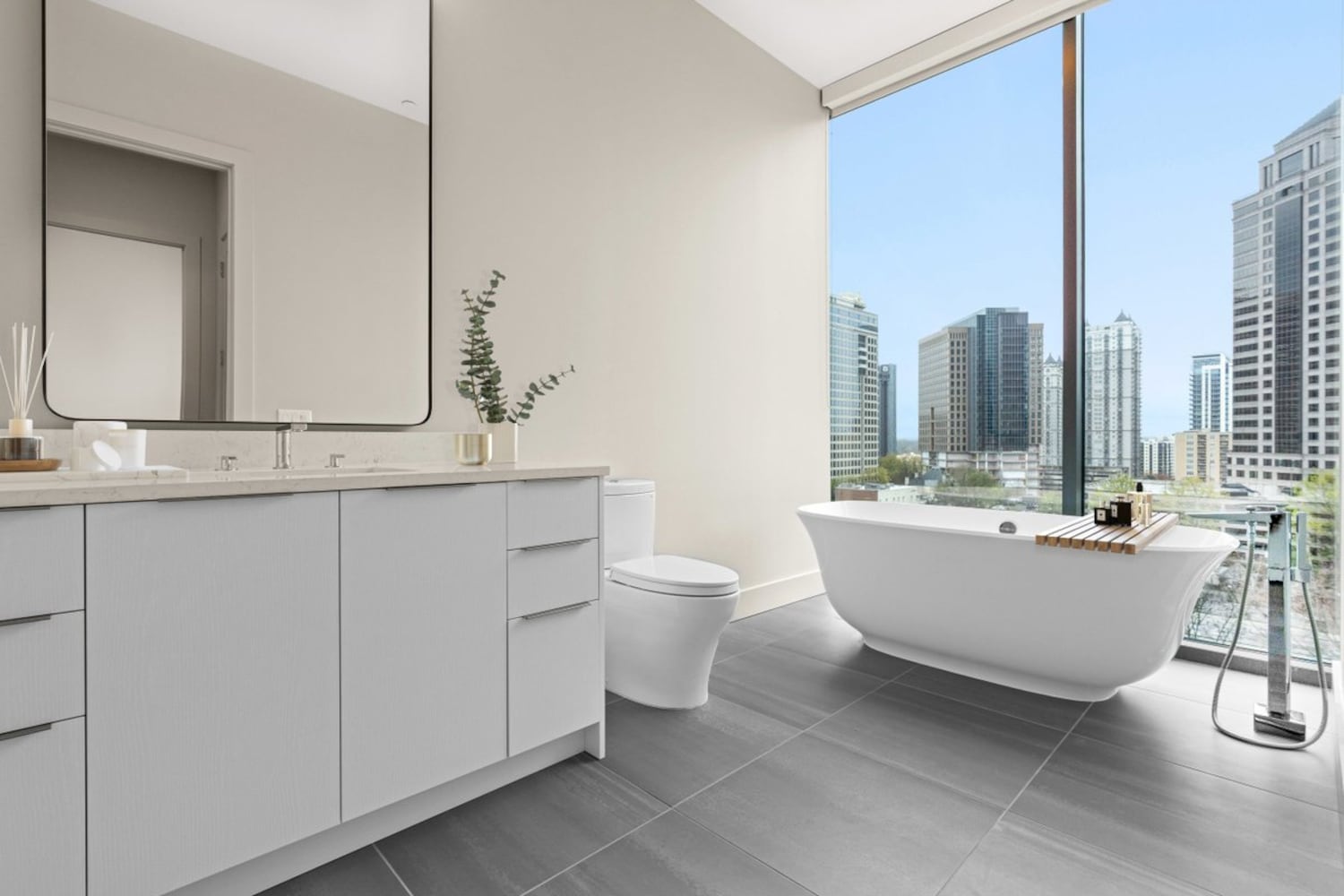 Midtown condo breaks record for price per square foot