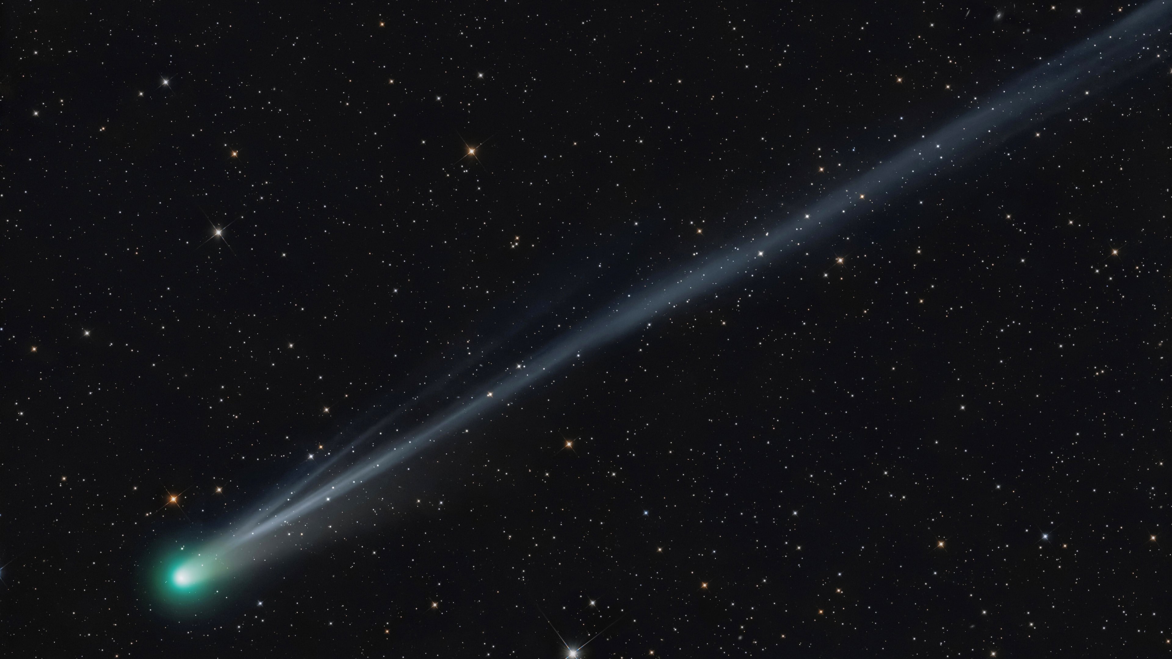 This image provided by Brennan Gilmore shows the bright green comet C/2025 A6 (Lemmon) on Saturday, Oct. 4, 2025, in Cismont, Va. (Brennan Gilmore via AP)