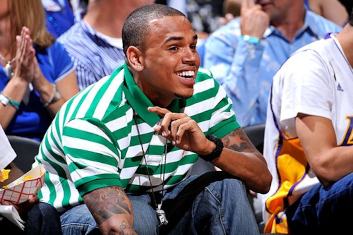 Celebrities watch Game 3 of Lakers vs. Magic