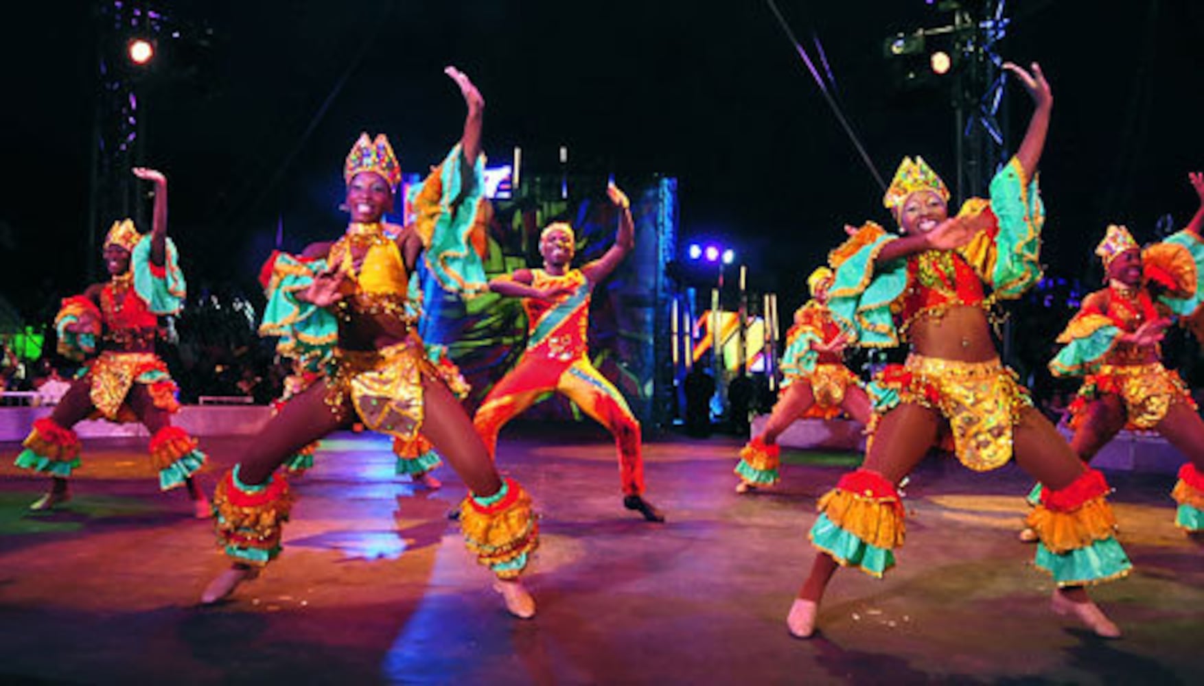 Universoul Circus arrives at Turner Field