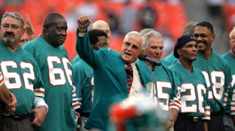 121607 spt dolphins Staff photo by Allen Eyestone/The Palm Beach Post--0046597B--Miami Gardens, FL...Baltimore Ravens at Miami Dolphins...The Dolphins undefeated team of 1972 was honored at halftime.