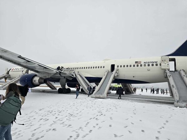 A Delta Air Lines plane was evacuated at Hartsfield-Jackson International Airport after an engine problem on Friday, January 10, 2025. Credit: David Hjerpe