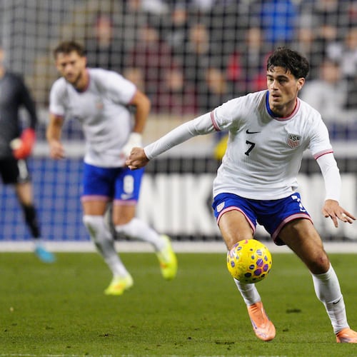 United States' Gio Reyna controls the ball during the second half of an international friendly soccer match against Paraguay, Saturday, Nov. 15, 2025, in Chester, Pa. (AP Photo/Derik Hamilton)