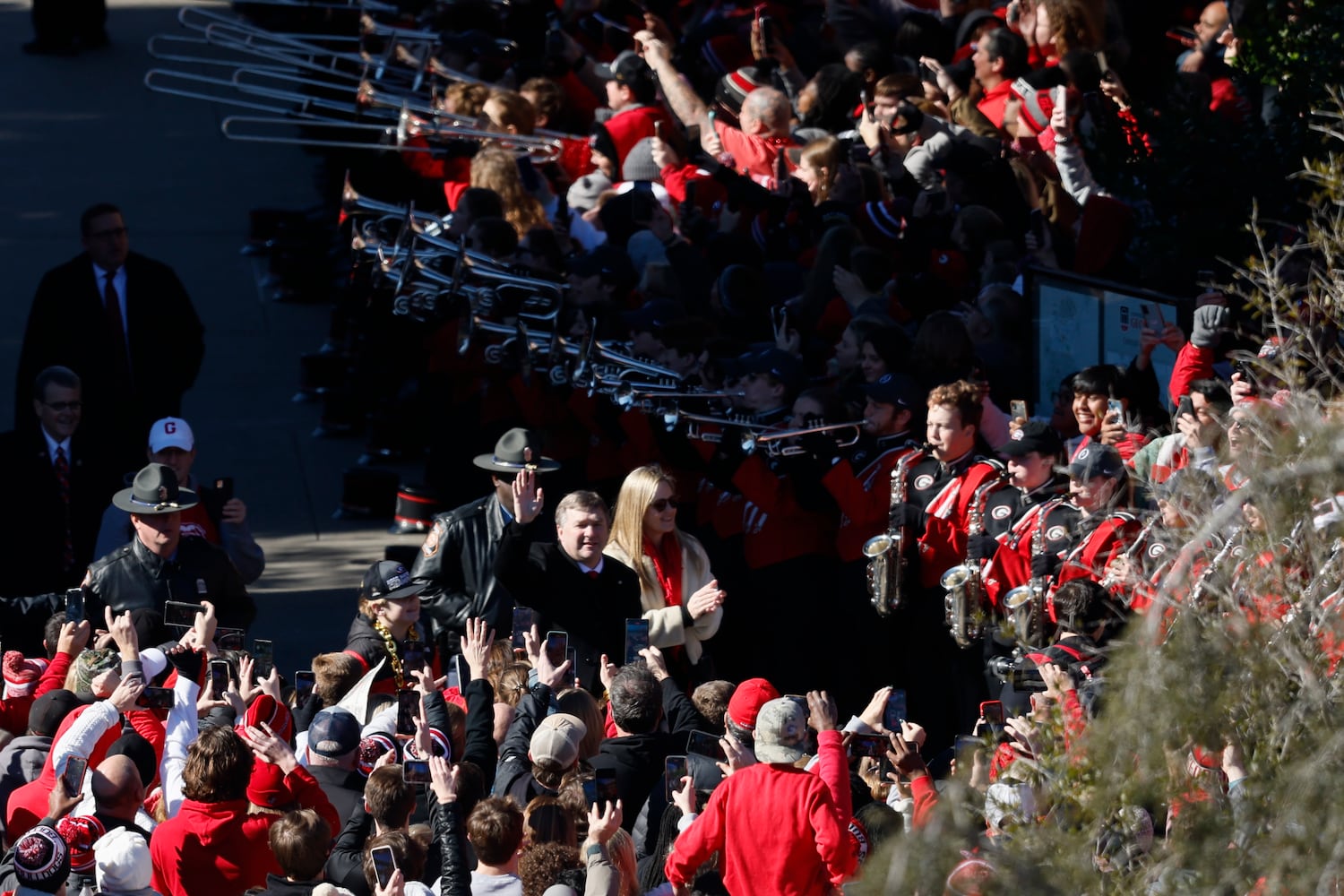 011523 ATHENS FANS PARADE