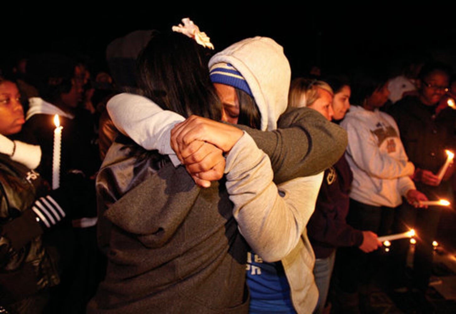 Vanderbilt recruit mourned at vigil