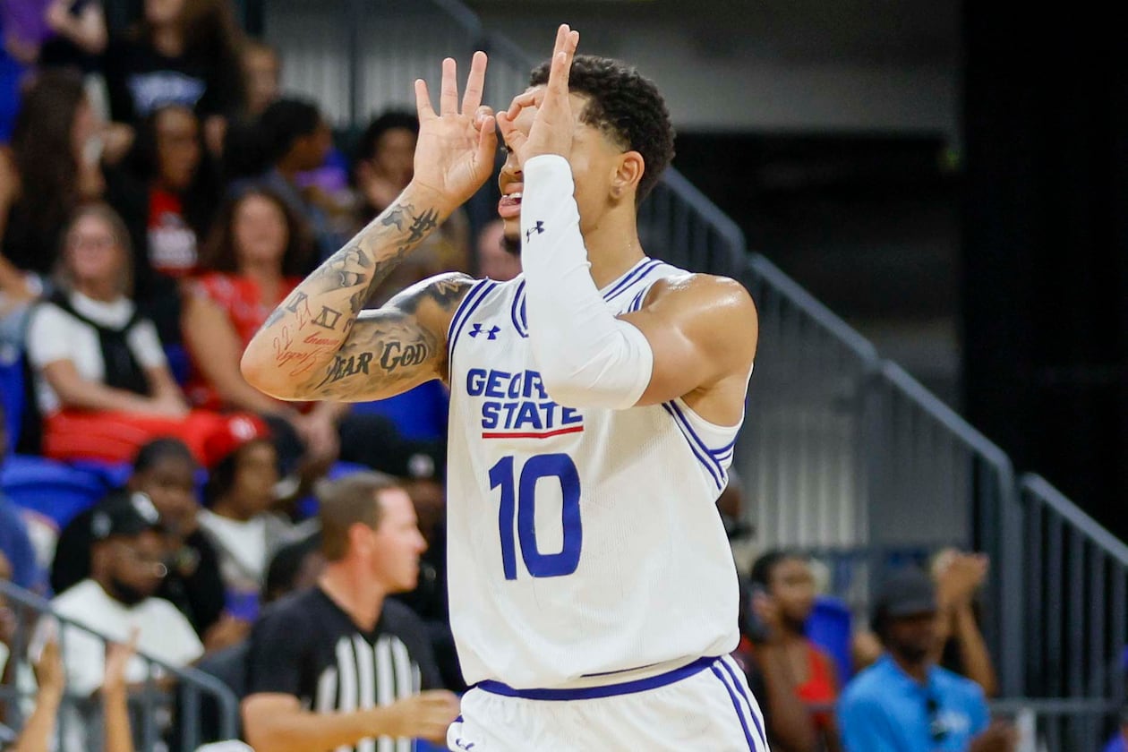 Georgia State has two returning starters: guards Jelani Hamilton — pictured celebrating a 3-pointer against Georgia on Wednesday, Oct. 15, 2025 — and Malachi Brown. (Miguel Martinez/AJC)