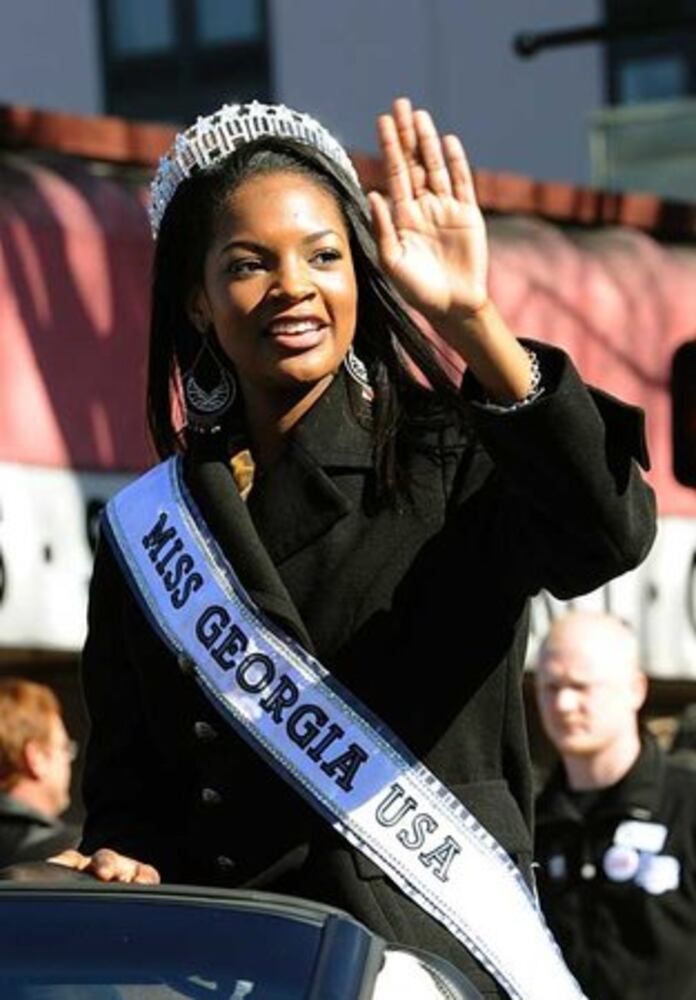 2011 Chick-fil-A Bowl Parade