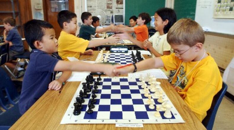 A panel appointed by Mayor Bill de Blasio is urging New York City schools to eliminate gifted programs that contribute to school segregation.