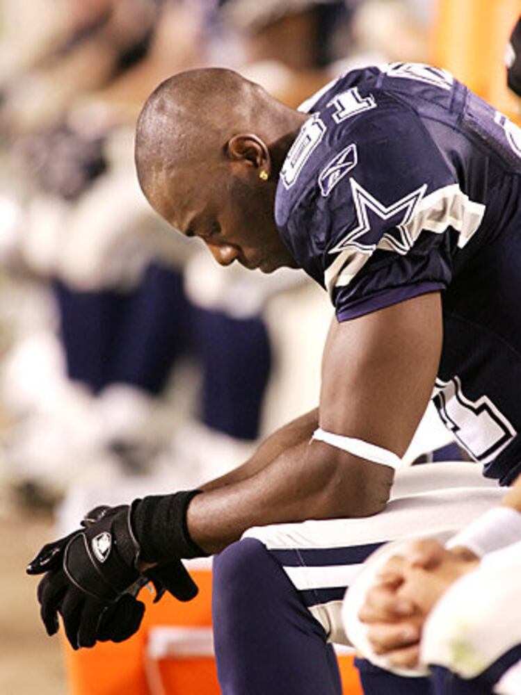 NFL: Dallas Cowboys release Terrell Owens