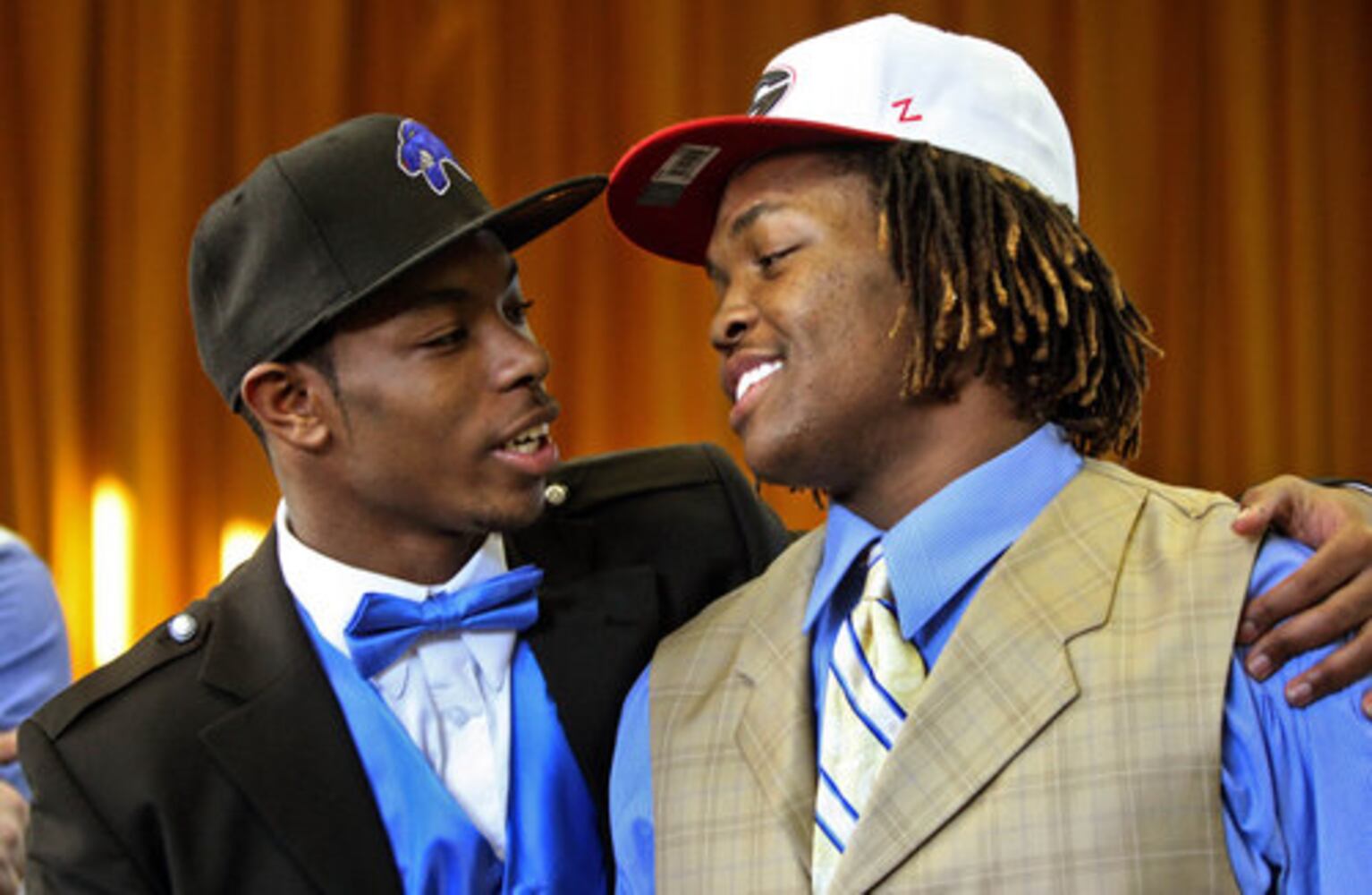 Signing Day: Ogletree twins