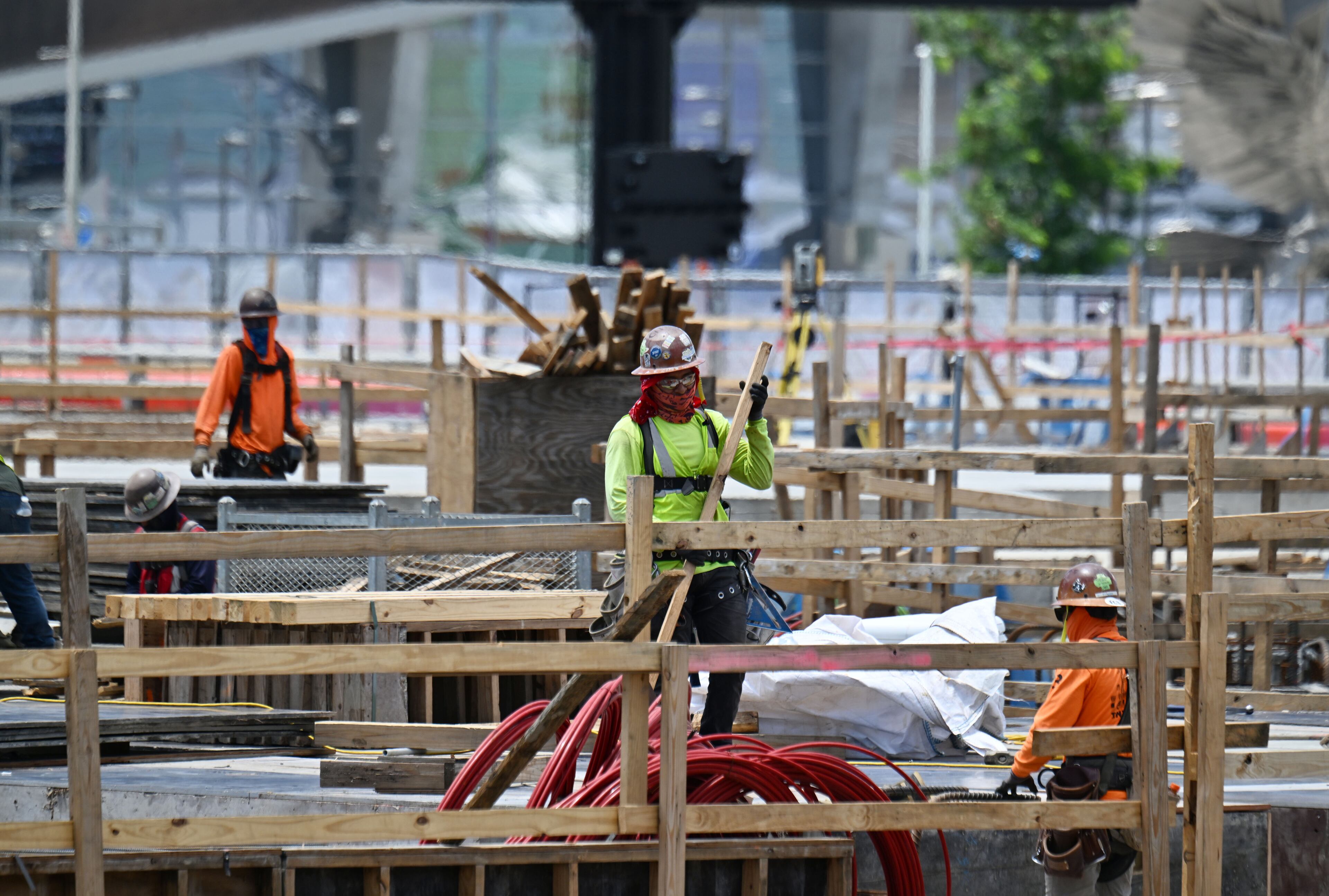 Photo of the Centennial Yards construction site during the Cosm Atlanta Steel Rising Ceremony, Thursday, May 15, 2025, in Atlanta. (Hyosub Shin/AJC)