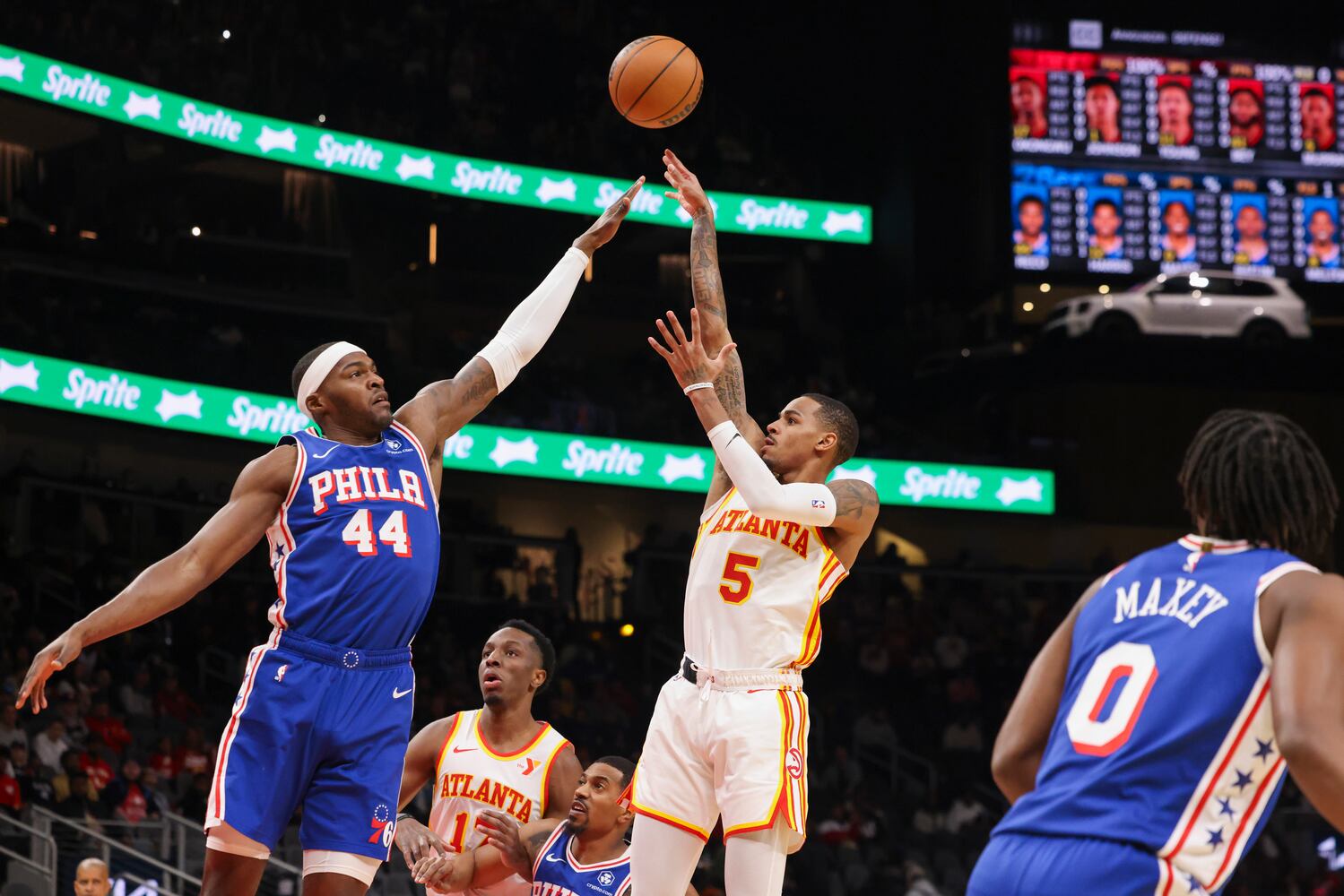 011124 hawks photo