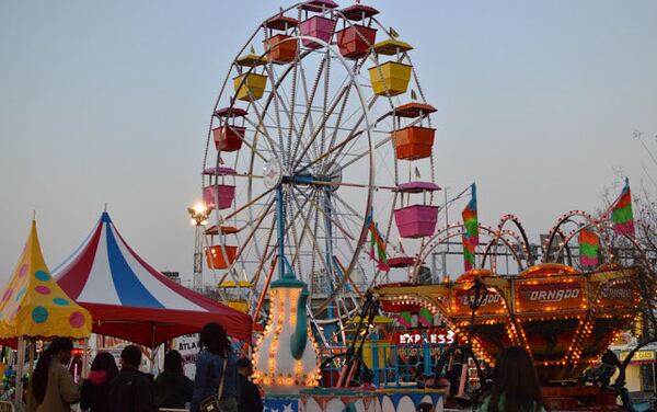 The Ferris wheel offers a better view of Atlanta's skyline.
