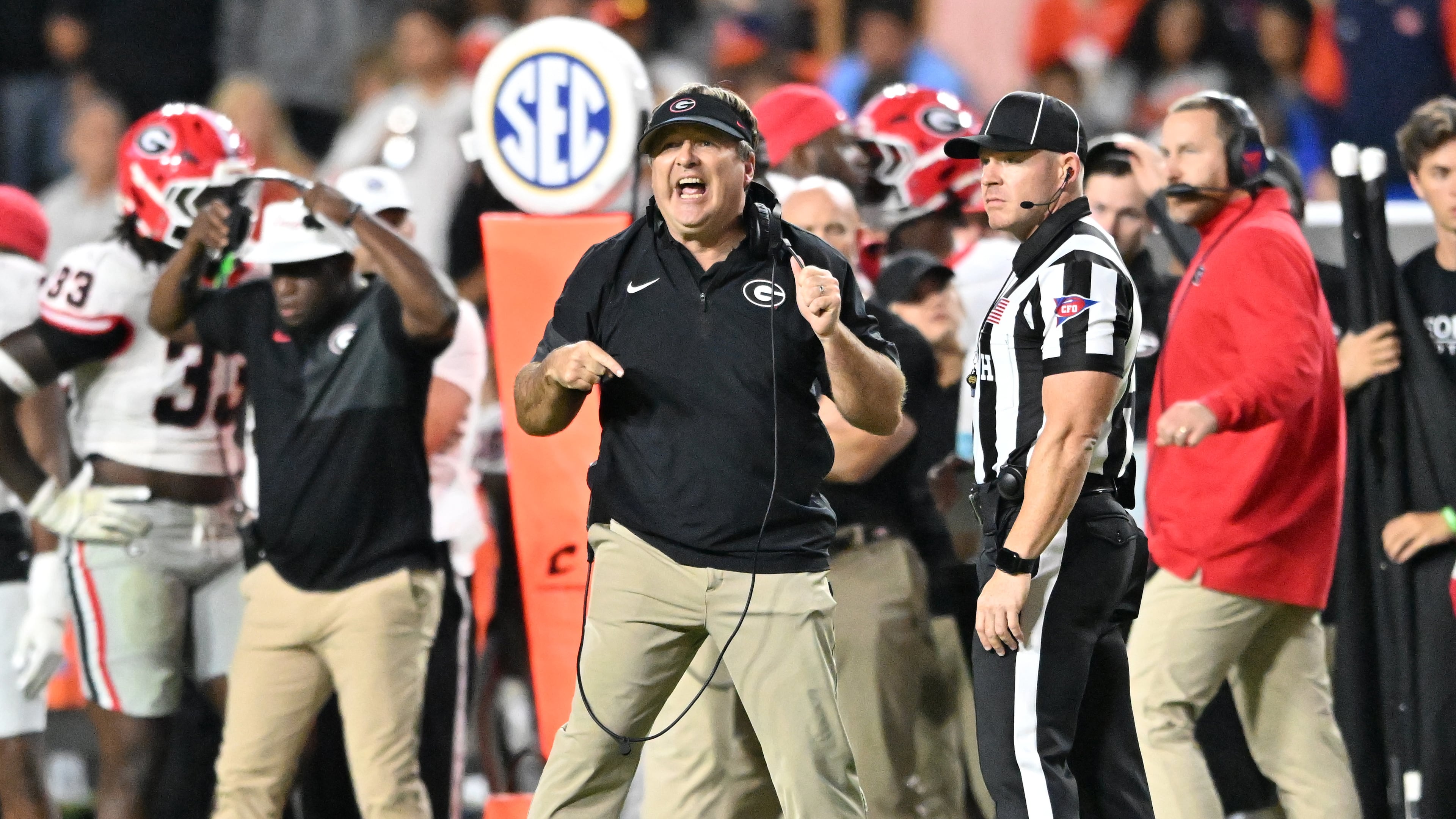 Georgia head coach Kirby Smart shouts instructions during the second half in a NCAA college football game at Jordan-Hare Stadium on Oct. 11, 2025, in Auburn, Ala. Georgia won 20-10. (Hyosub Shin/AJC)