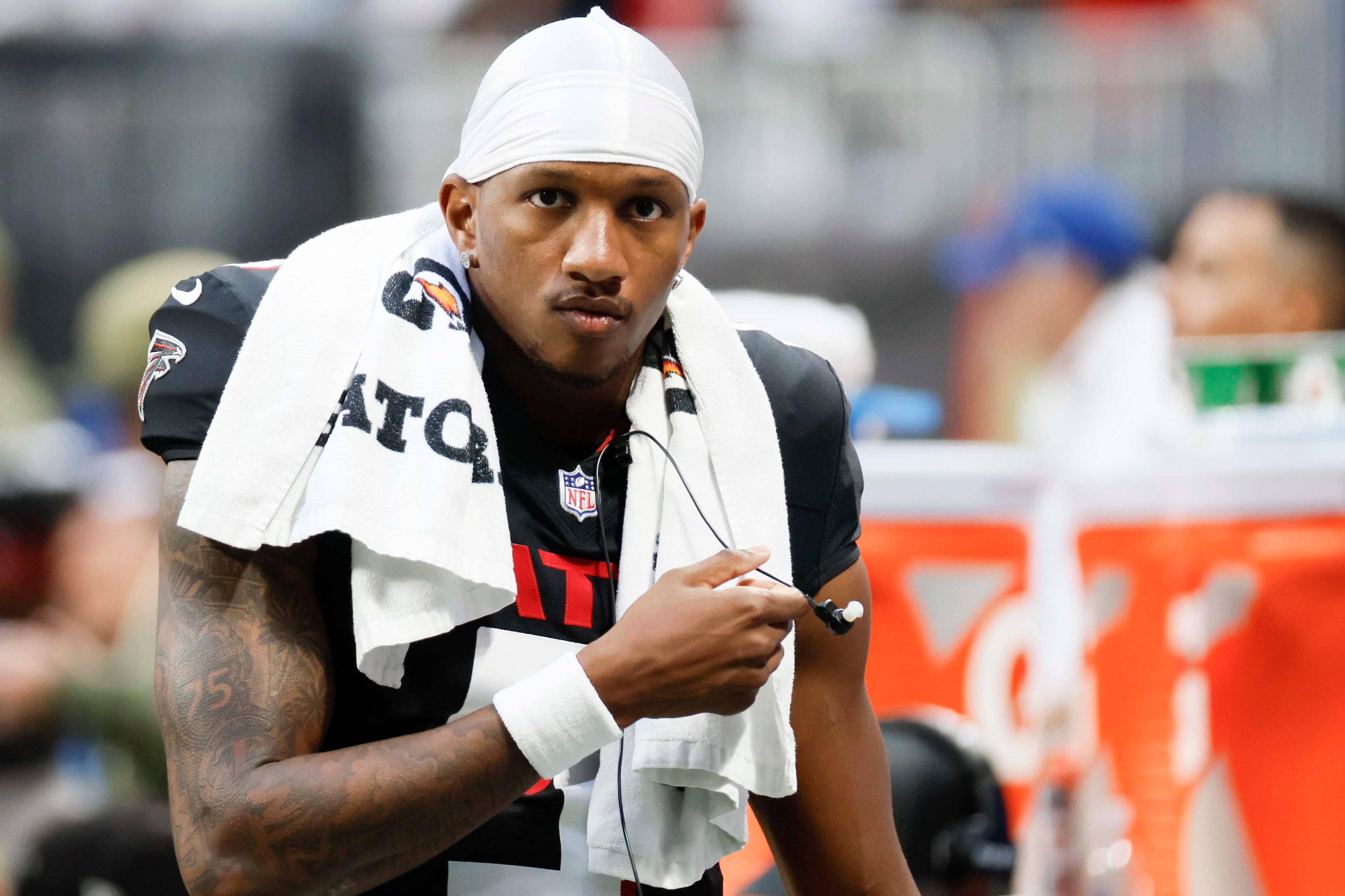 Falcons quarterback Michael Penix Jr. leaves the field with an injury at Mercedes-Benz Stadium on Sunday, Nov. 16, 2025, in Atlanta. Penix likely won’t be ready to play for next season’s opener, putting the Falcons’ decision-makers in a spot. (Miguel Martinez/AJC)
