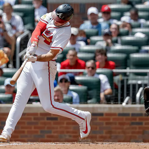 Atlanta Braves' Matt Olson hits a solo home run against the Washington Nationals during the fourth inning of a baseball game, Sunday, Aug. 2, 2026, in Atlanta. (AP Photo/Erik S. Lesser)