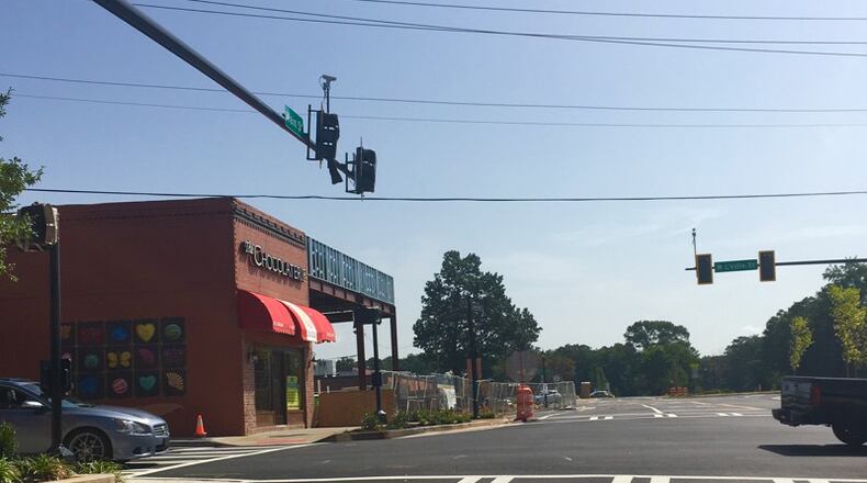 Sandy Springs and the Georgia Department of Transportation are working together on a $1.39 million project to install “SCOOT” adaptive traffic signals at 30 intersections around the city. AJC FILE